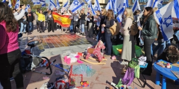 Madres israelíes piden a UNICEF traer de vuelta a los niños secuestrados por Hamás