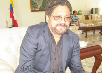 España condena el regreso a las armas de disidentes de las FARC en Colombia