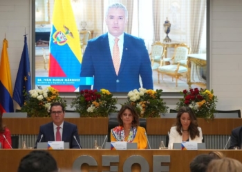 Iván Duque, por videoconferencia, en la inauguración de la jornada en la sede de la CEOE./ Foto: ProColombia