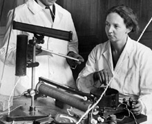 Héléne Langevin-Joliot habla sobre Pierre y Marie Curie, sus abuelos