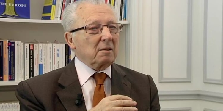 Albares representará al Gobierno en el homenaje a Jacques Delors en París