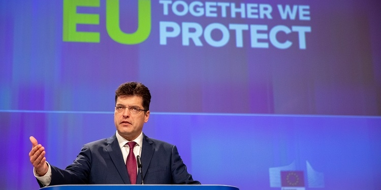 Bruselas crea la primera reserva común de equipos médicos contra el COVID-19