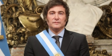 Milei viaja a Madrid donde se reunirá con empresarios y asistirá un acto de Vox