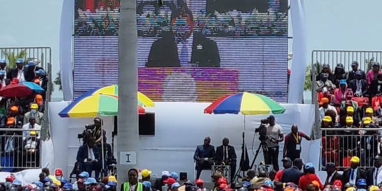 El presidente del Senado representó a España en la toma de posesión de João Lourenço