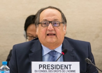 Bukele nombra a un veterano diplomático nuevo embajador de El Salvador en España