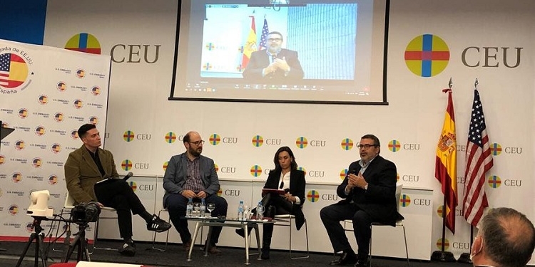 La Embajada de EE UU organiza unas jornadas contra la desinformación