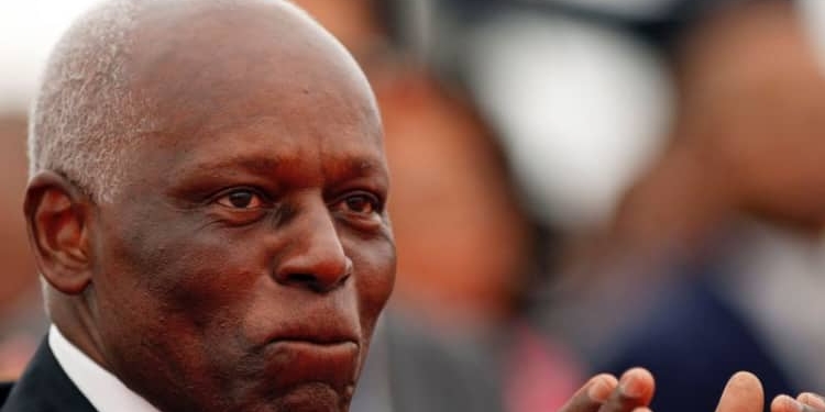 Muere en una clínica de Barcelona el ex presidente de Angola José Eduardo dos Santos