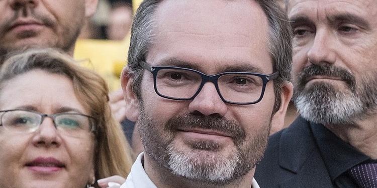 El Gobierno recuerda a la Generalitat que debe comunicar sus viajes al extranjero