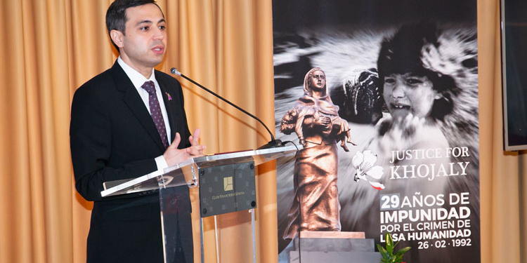 La Embajada de Azerbaiyán conmemora el 29º aniversario del genocidio de Jodyalí