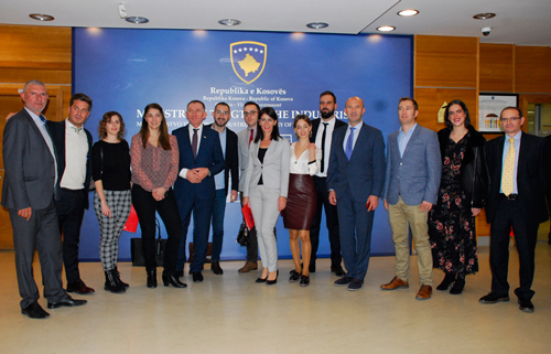 Kosovo abre la puerta al comercio y la inversión de empresas españolas