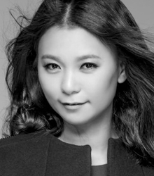 El Centro Cultural Coreano presenta la colección de diseños de Kim A-Young