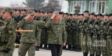 El presidente de Kosovo, Hashim Thaci, en un acto de las Fuerzas de Seguridad./ Foto: RTK