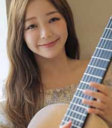 El Centro Cultural Coreano presenta a la guitarrista Kyuhee Park
