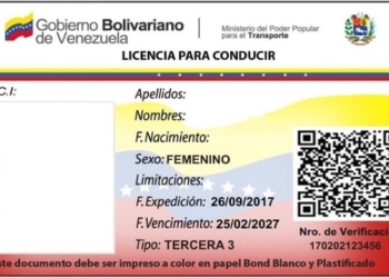 Los permisos de conducir de Venezuela ya no tienen validez en España