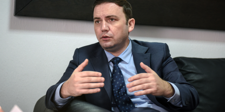 Bujar Osmani, durante la entrevista en Madrid.