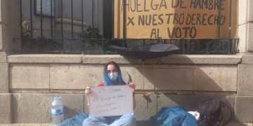 Una venezolana en huelga de hambre en Madrid para pedir la apertura del registro electoral