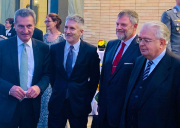 Wolfgang Dold pide una Europa unida en el interior y fuerte en el exterior