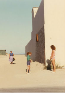 La fotografía del italiano Luigi Ghirri llega al Museo Reina Sofía