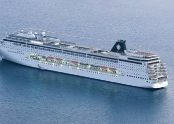Retenido un crucero en Barcelona por problemas en los visados de 69 pasajeros bolivianos