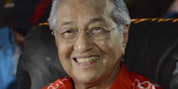 España felicita al nuevo primer ministro de Malasia por su victoria