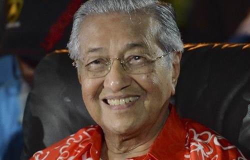 España felicita al nuevo primer ministro de Malasia por su victoria