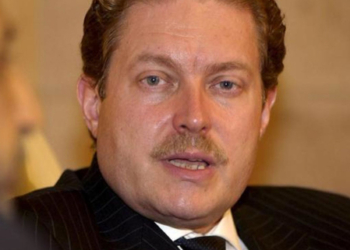 El ex embajador en Finlandia pide nuevo destino tras ser absuelto por la Audiencia