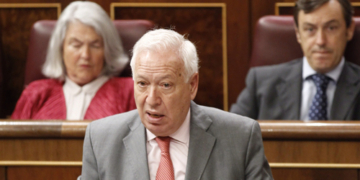 La confusión que hizo pensar en Margallo para presidir la Mesa de Edad del Congreso