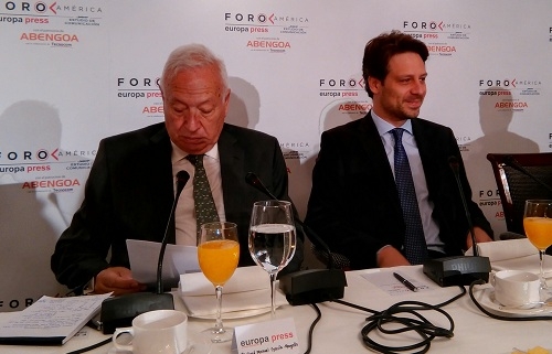 Guillaume Long: “En Venezuela hay que bajar los ánimos y no polarizar aún más»