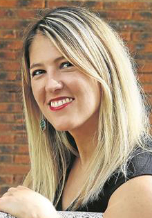 Música de raíces españolas con el piano de María Dolores Gaitán