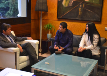 El embajador de Nicaragua promociona inversiones y turismo en Asturias