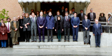 Los partidos e instituciones recuerdan a las víctimas de Westminster