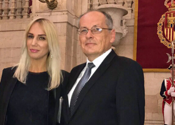 El embajador en el Palacio Real, el día de la presentación de sus Credenciales.