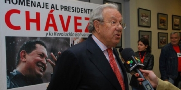 Investigan por blanqueo a Raúl Morodo, antiguo embajador de Zapatero en Venezuela