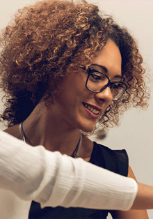 La contribución de la mujer dominicana a la sociedad en Casa América