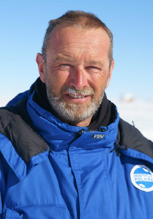 Conferencia ‘Mundos polares: exploraciones y desafíos’, en el Instituto Francés