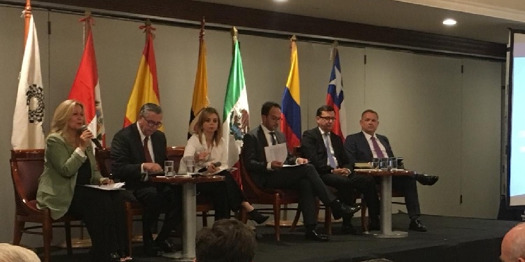 La CEOE respalda en Quito la creación de un área de libre comercio en Asia-Pacífico