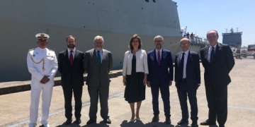 Australia recibe un buque de Navantia basado en la fragata F-100 española