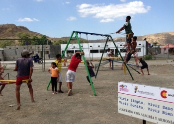 La ayuda española al desarrollo aún no ha salido de la crisis económica