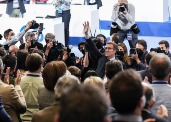 Feijóo pide pactos de Estado para dejar en evidencia el populismo de Sánchez y sus socios