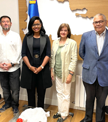 La Embajada Dominicana celebra los 12º Premios al Mérito Escolar