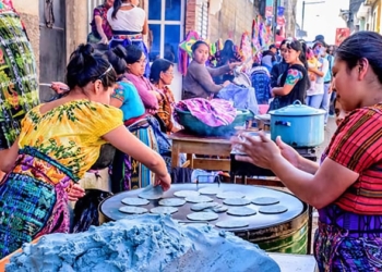 La OMT apuesta por la mujer como uno de los ejes del reinicio del turismo