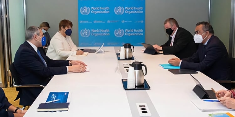 Un momento de la reunión entre ambas delegaciones./ Foto: OMT