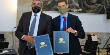 El secretario general de la OMT, Zurab Pololikashvili, y el CEO de MUST, Pablo López./ Foto: OMT