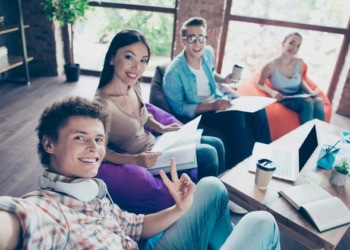 La OMT y el PNUD en Bosnia y Herzegovina lanzan la Liga de Estudiantes 2023