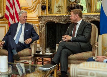 David van Weel con el consejero de Seguridad Nacional de Estados Unidos, Robert O'Brien, en Washington el pasado 16 de julio./ Foto: @WHNSC