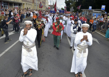 El buque escuela omaní Shabab Omán II gana la Copa Internacional de la Amistad