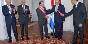 Paraguay condecora al secretario de Estado para Iberoamérica, Jesús Gracia