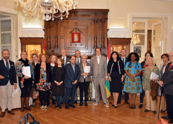 Premios Escolares Paz y Cooperación 2018 en el Centro Riojano