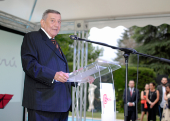 El embajador de Perú apuesta por la cultura como motor de las relaciones con España