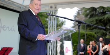 El embajador de Perú apuesta por la cultura como motor de las relaciones con España